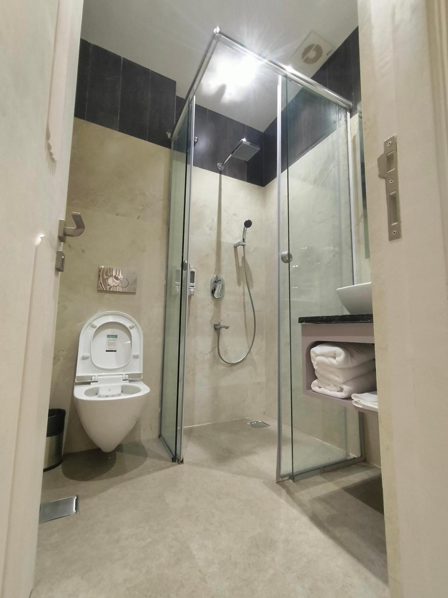Hiraya Hotels Mohali ภายนอก รูปภาพ