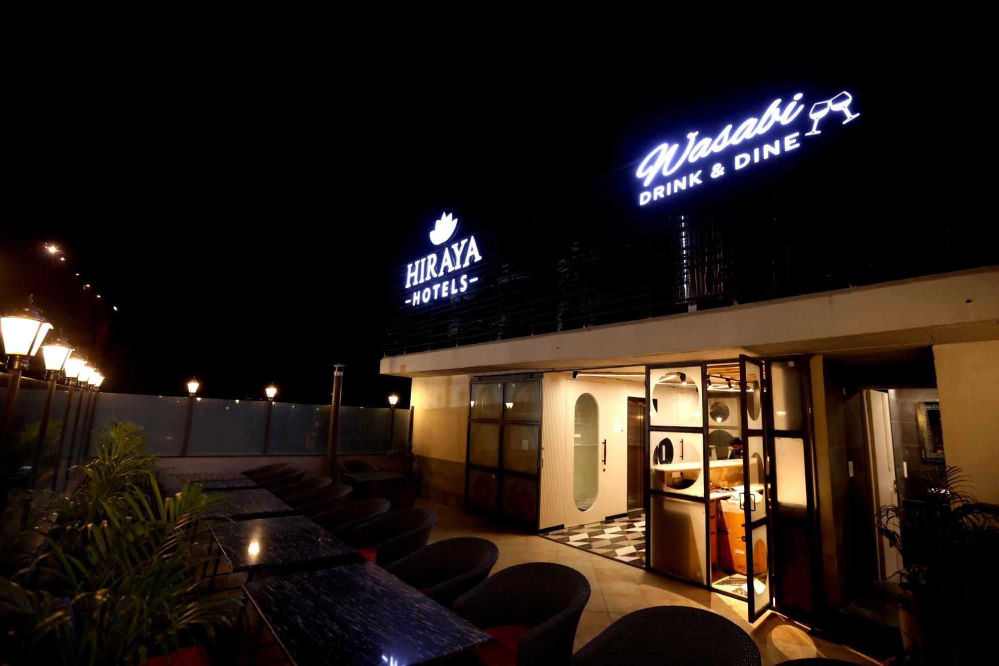 Hiraya Hotels Mohali ภายนอก รูปภาพ